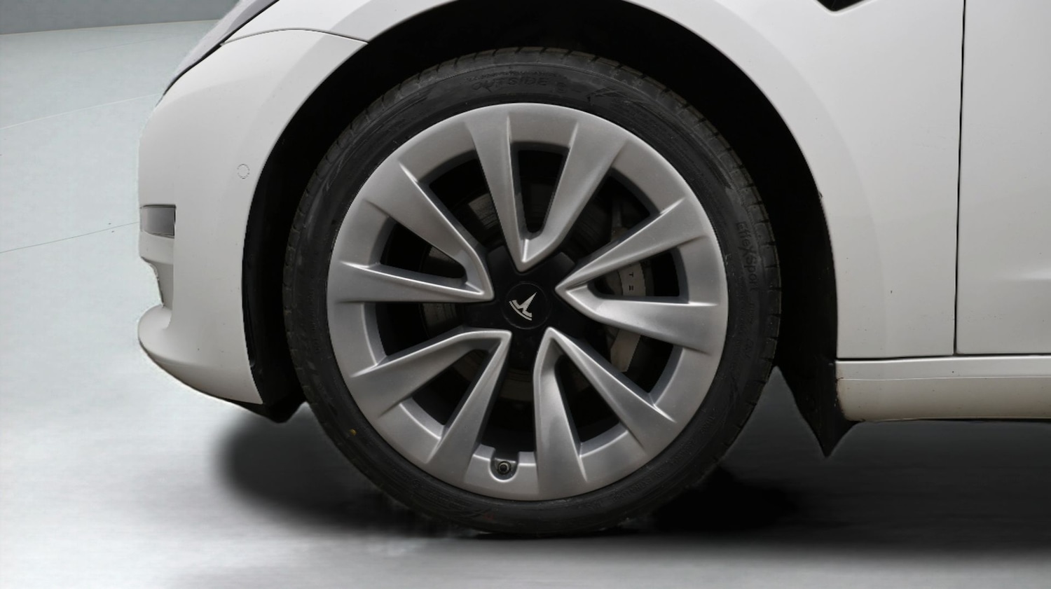 Used Tesla Model 3 2021 for sale - 77379561: Photo 18