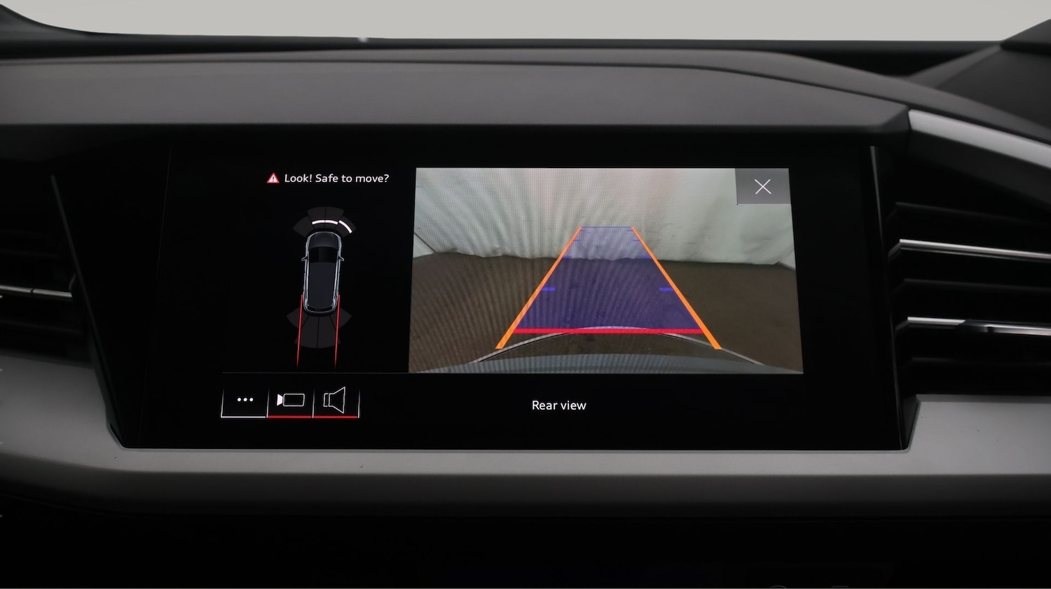 Used Audi Q4 e-tron 2022 for sale - 77690928: Photo 22