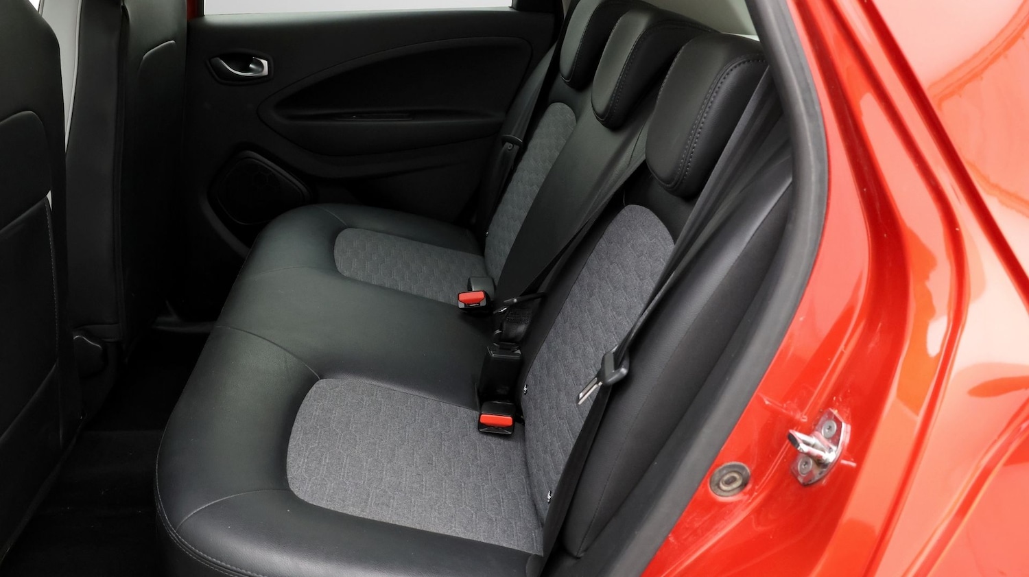 Used Renault Zoe 2022 for sale - 77707367: Photo 16