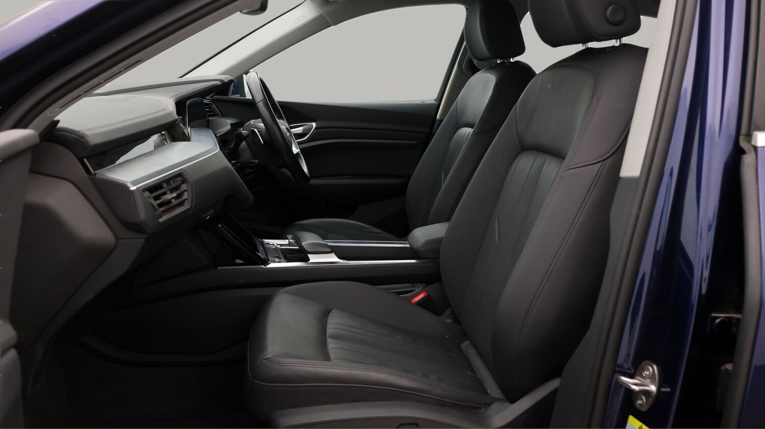 Used Audi e-tron 2022 for sale - 77298723: Photo 14