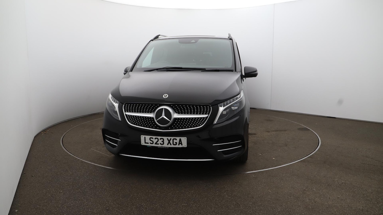 Used Mercedes-Benz V-Class 2023 for sale - 76484886: Photo 40