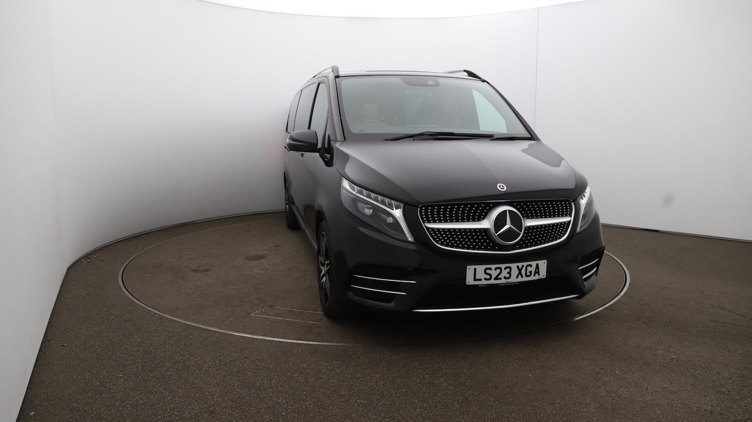 Used Mercedes-Benz V-Class 2023 for sale - 76484886: Photo 42