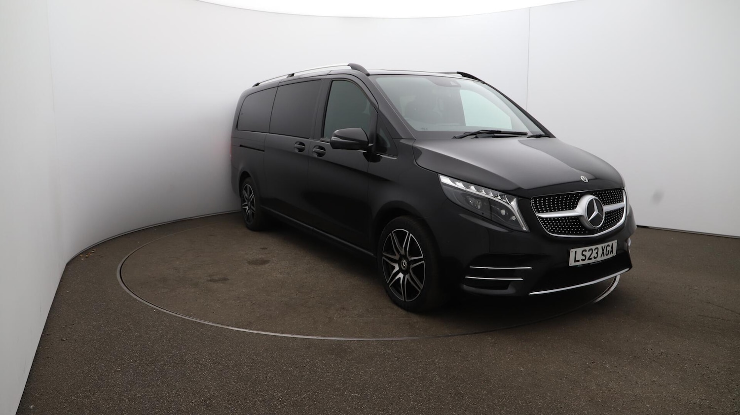 Used Mercedes-Benz V-Class 2023 for sale - 76484886: Photo 44