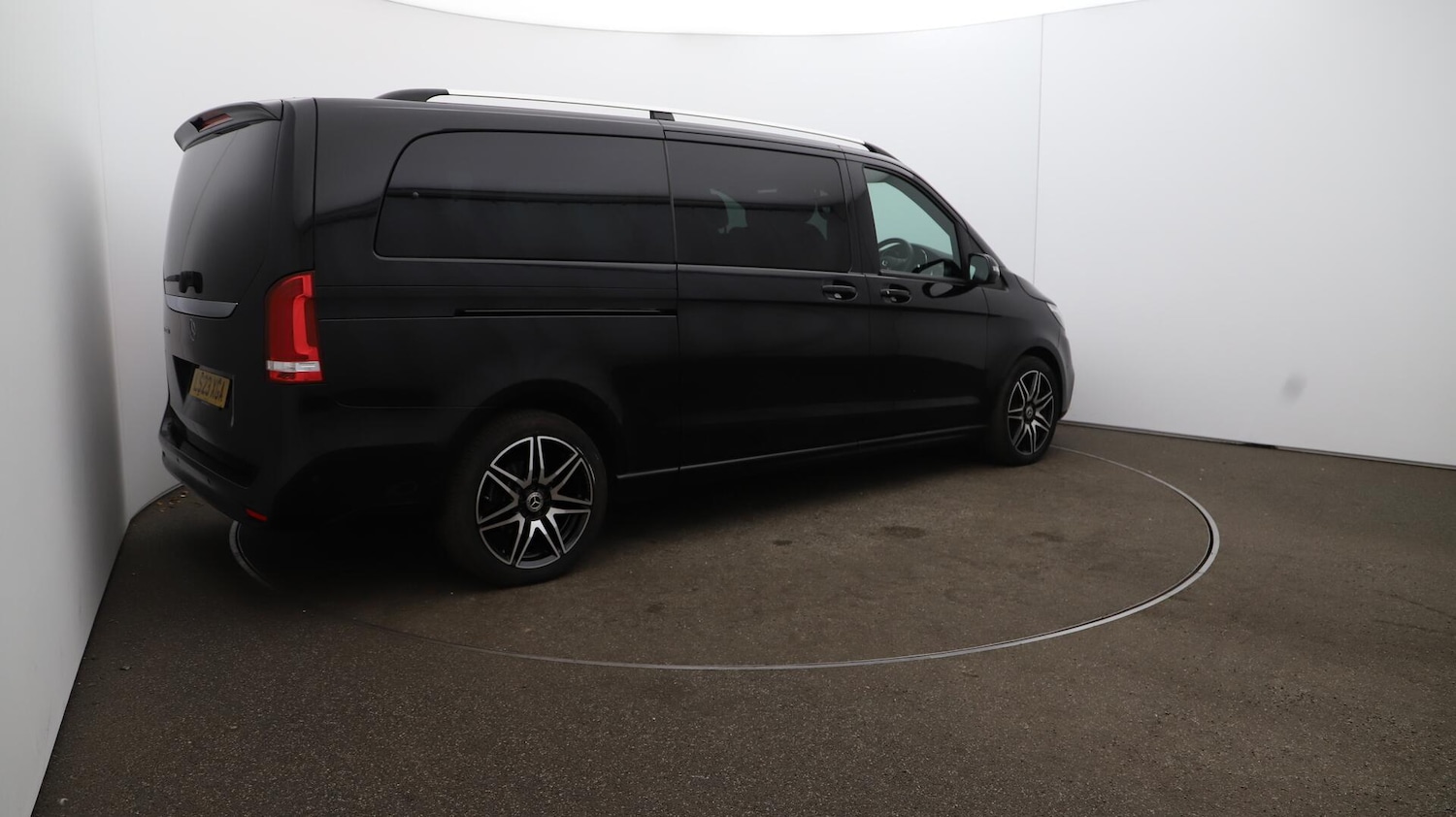 Used Mercedes-Benz V-Class 2023 for sale - 76484886: Photo 54