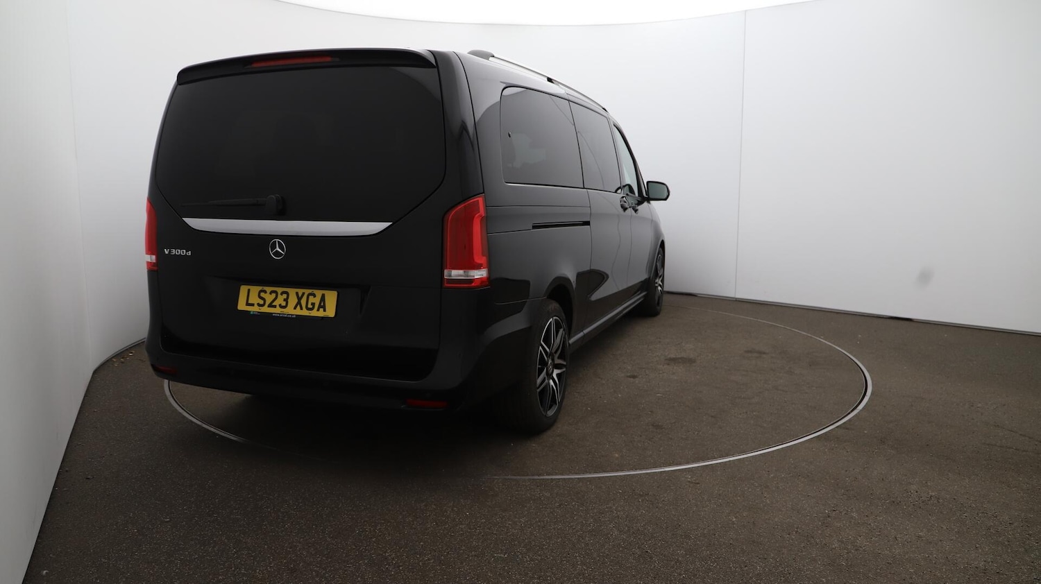 Used Mercedes-Benz V-Class 2023 for sale - 76484886: Photo 57