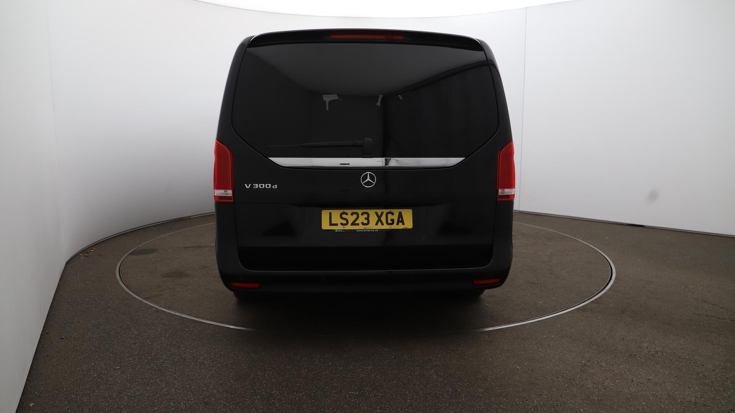 Used Mercedes-Benz V-Class 2023 for sale - 76484886: Photo 60