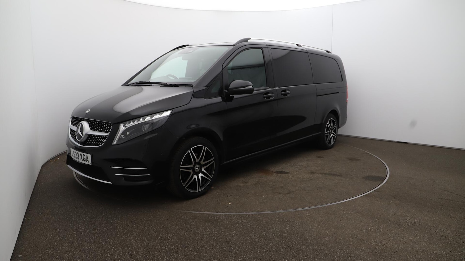 Used Mercedes-Benz V-Class 2023 for sale - 76484886: Photo 70