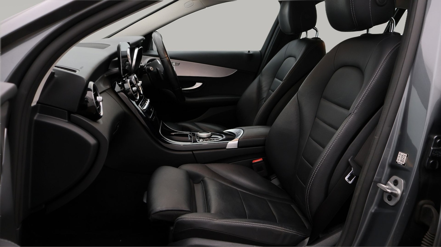 Used Mercedes-Benz C Class 2021 for sale - 77181936: Photo 14