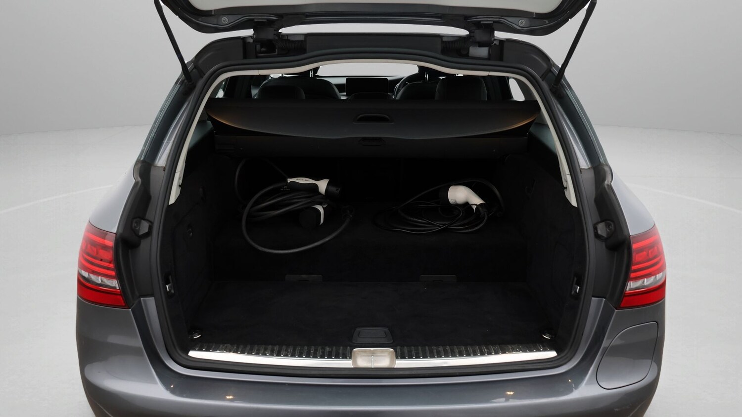 Used Mercedes-Benz C Class 2021 for sale - 77181936: Photo 17