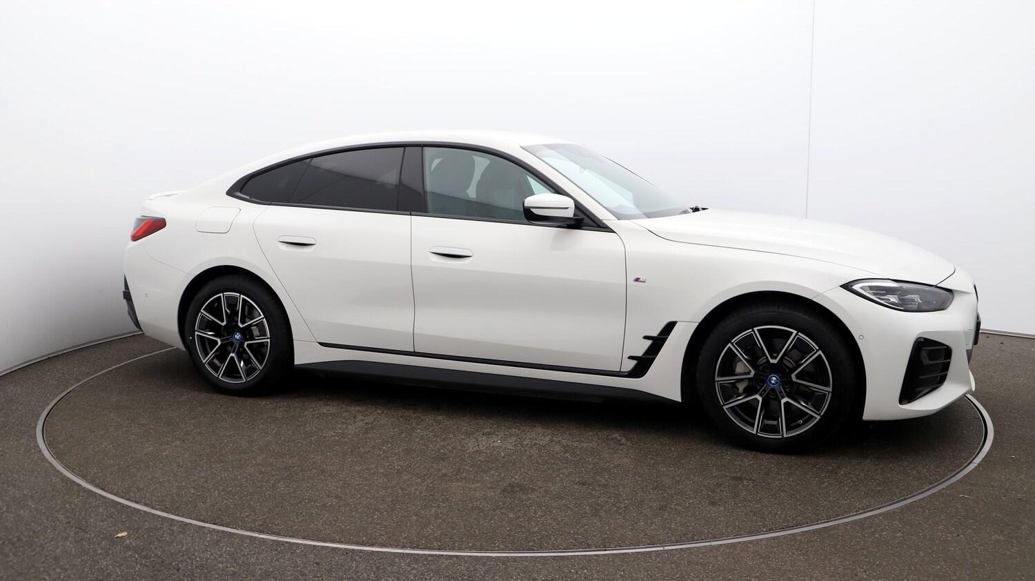 Used BMW i4 for sale - 76810713: Photo 13