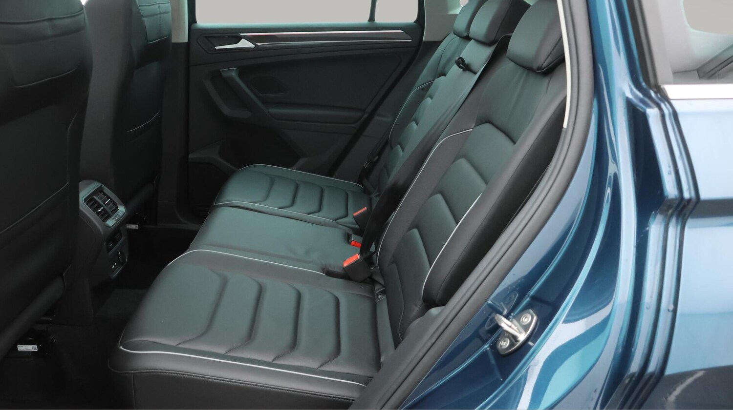 Used Volkswagen Tiguan 2021 for sale - 76151515: Photo 17