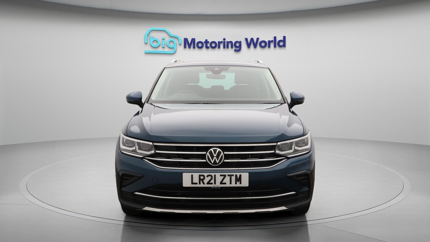 Used Volkswagen Tiguan 2021 for sale - 76151515: Photo 3