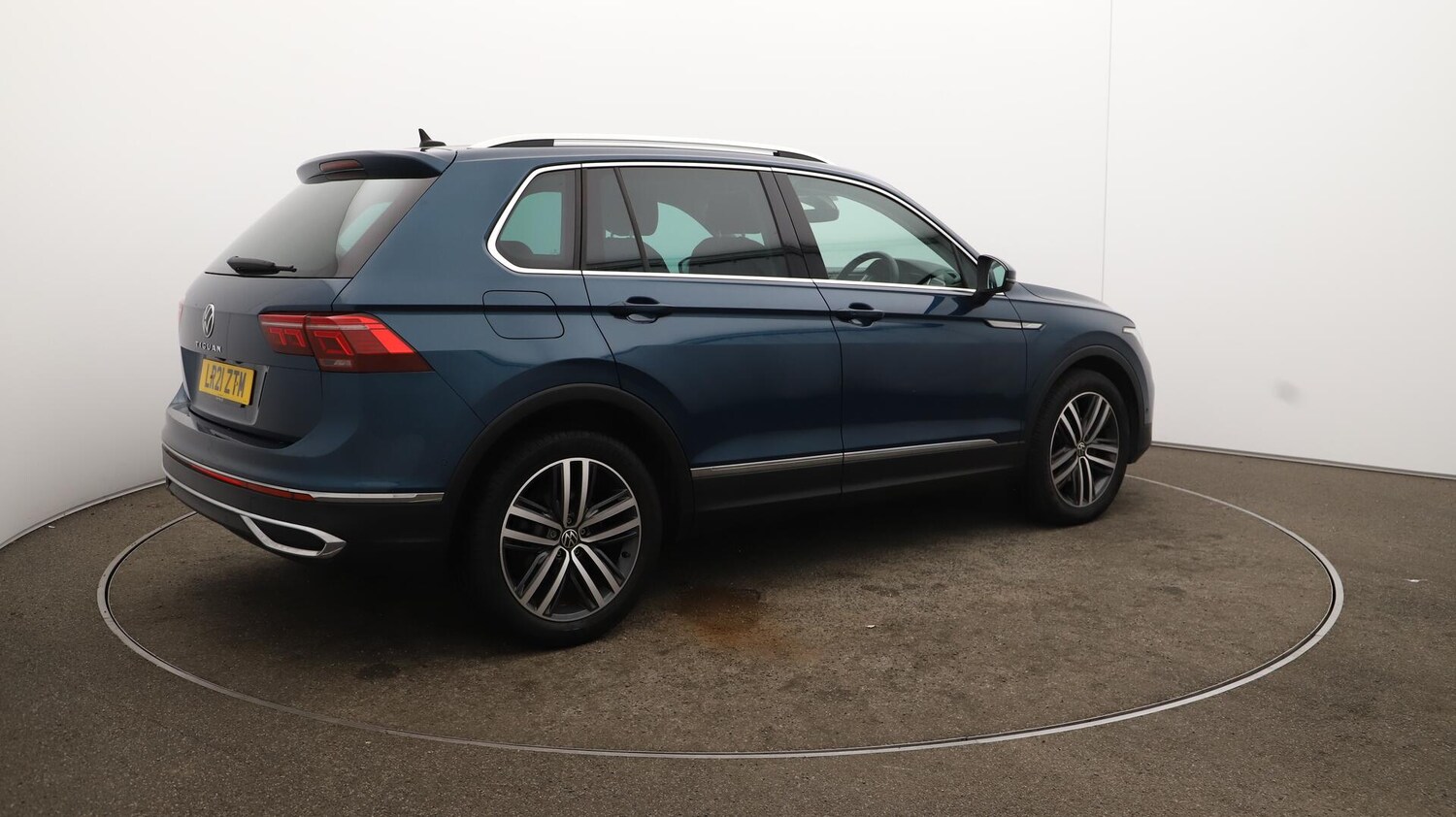 Used Volkswagen Tiguan 2021 for sale - 76151515: Photo 56