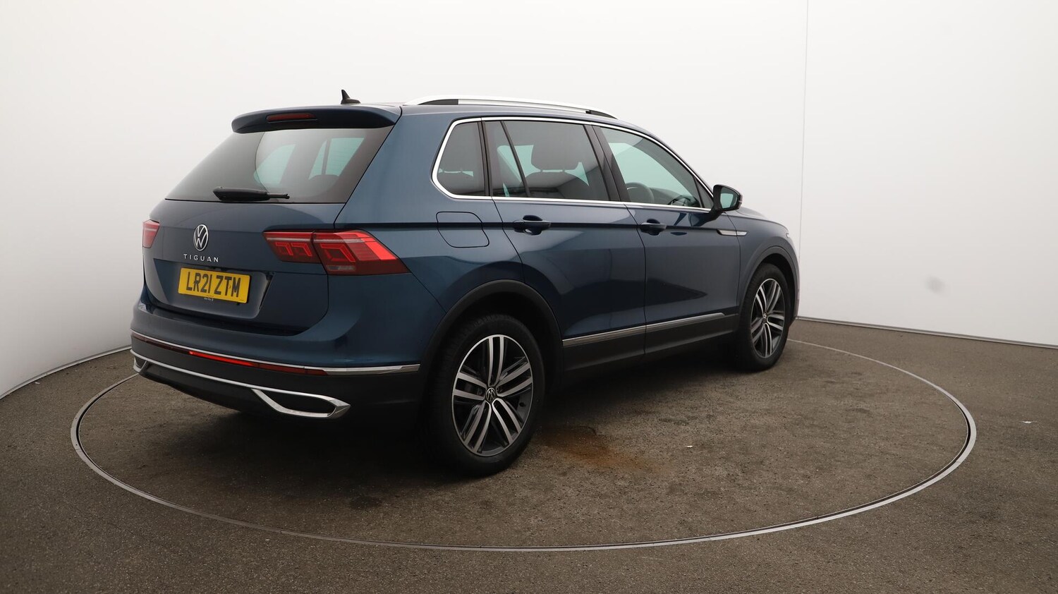 Used Volkswagen Tiguan 2021 for sale - 76151515: Photo 57