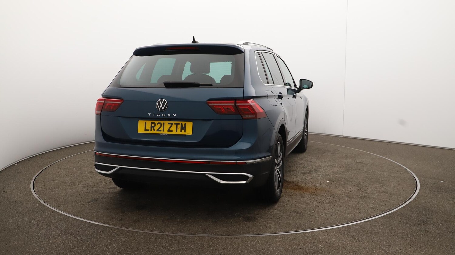Used Volkswagen Tiguan 2021 for sale - 76151515: Photo 59