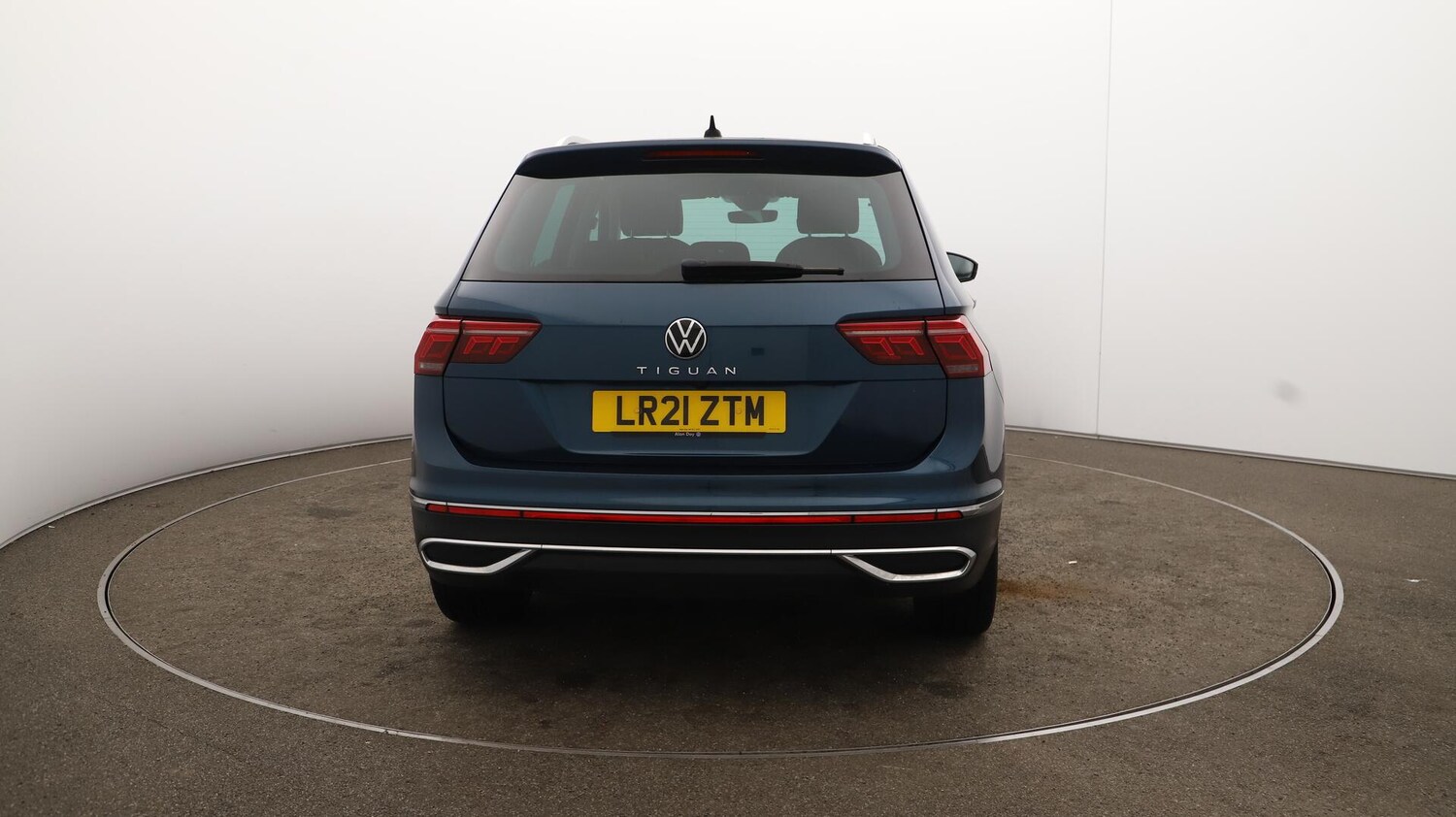 Used Volkswagen Tiguan 2021 for sale - 76151515: Photo 60