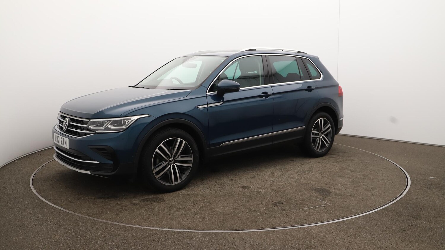 Used Volkswagen Tiguan 2021 for sale - 76151515: Photo 71