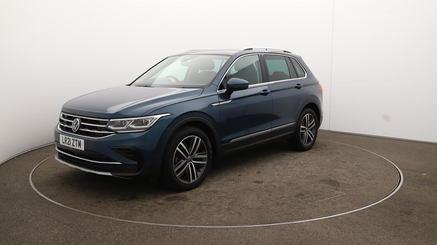 Used Volkswagen Tiguan 2021 for sale - 76151515: Photo 72