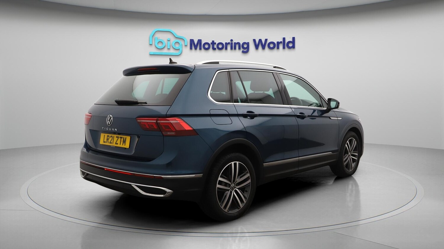 Used Volkswagen Tiguan 2021 for sale - 76151515: Photo 8