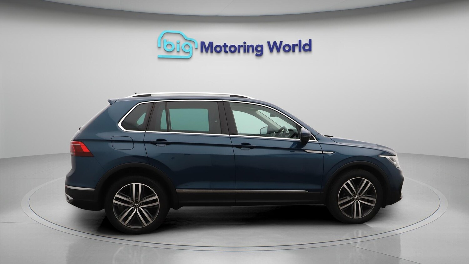 Used Volkswagen Tiguan 2021 for sale - 76151515: Photo 9