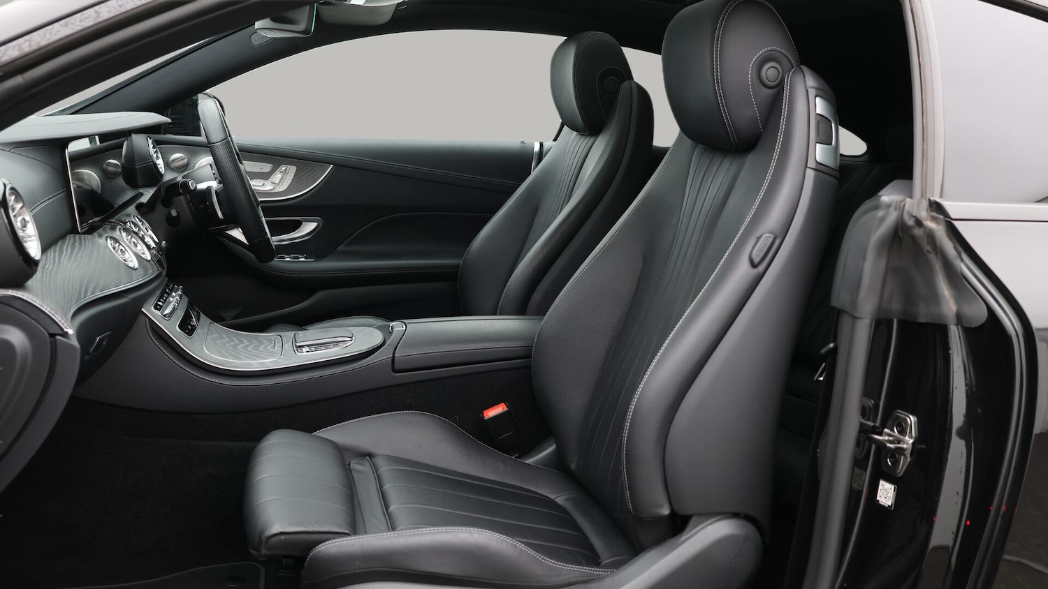 Used Mercedes-Benz E Class 2022 for sale - 76645973: Photo 15