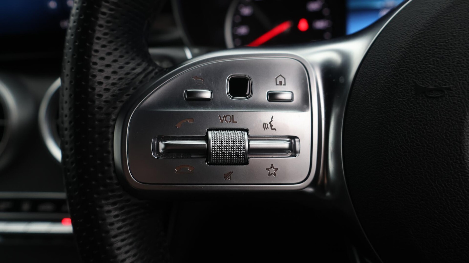 Used Mercedes-Benz GLC 2020 for sale - 76549906: Photo 25