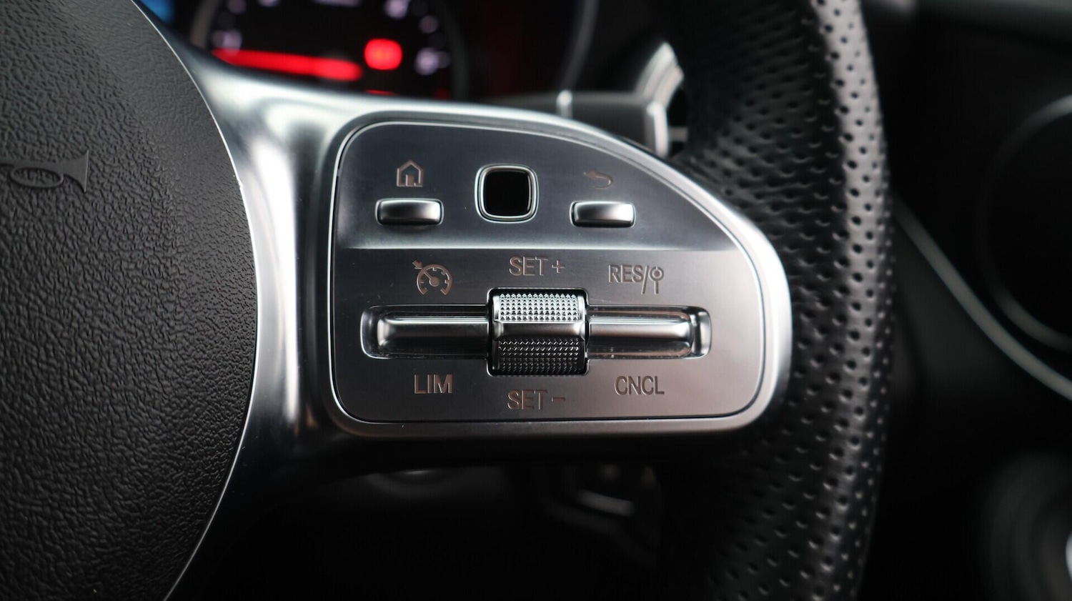 Used Mercedes-Benz GLC 2020 for sale - 76549906: Photo 26