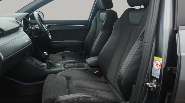 Used Audi Q3 2020 for sale - 76260541: Photo 15