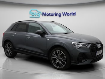 Audi - Q3