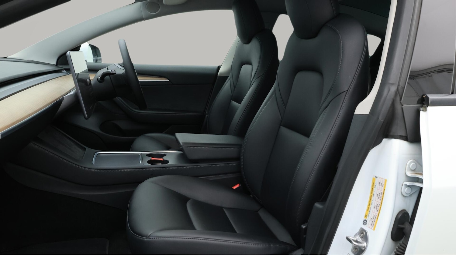 Used Tesla Model 3 2021 for sale - 76166809: Photo 15