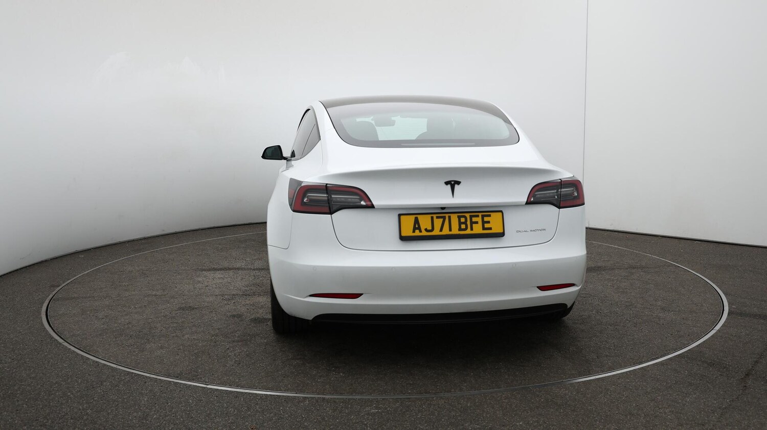 Used Tesla Model 3 2021 for sale - 76166809: Photo 60