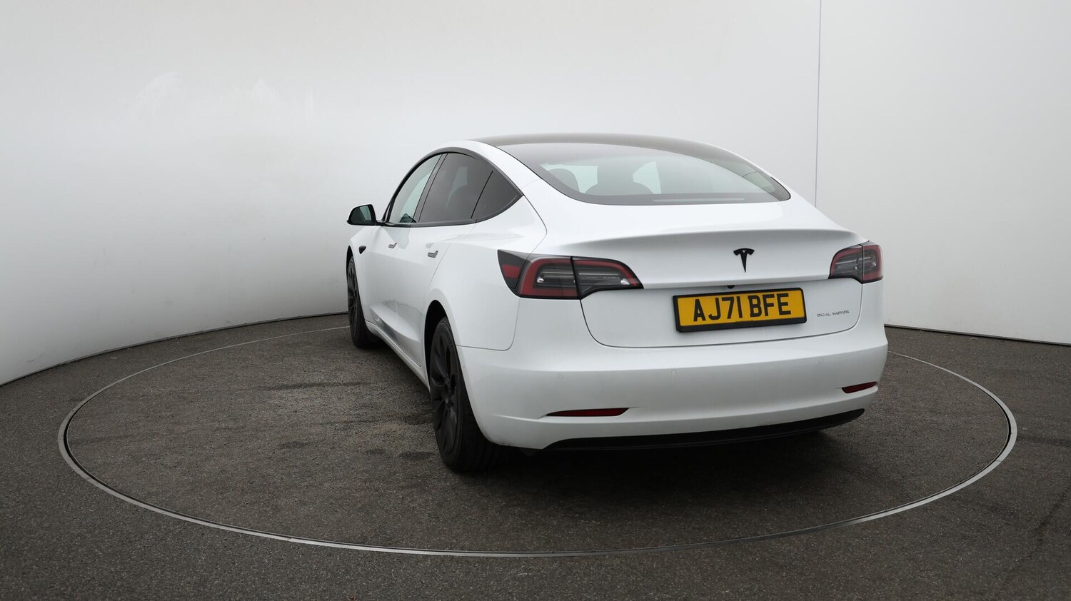 Used Tesla Model 3 2021 for sale - 76166809: Photo 61