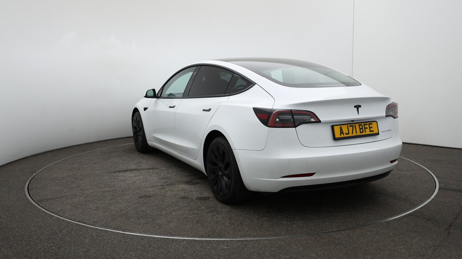 Used Tesla Model 3 2021 for sale - 76166809: Photo 62