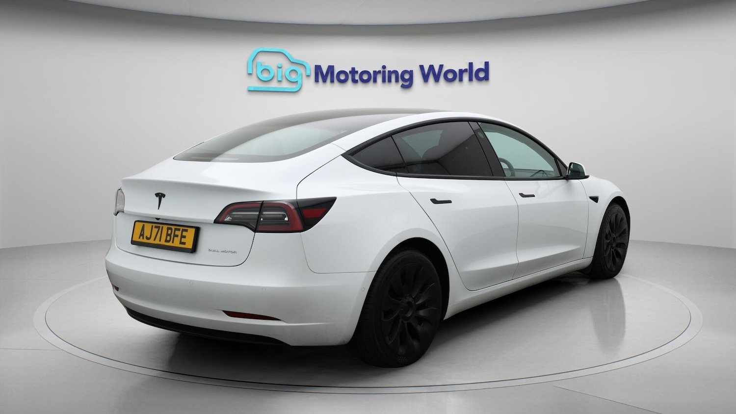 Used Tesla Model 3 2021 for sale - 76166809: Photo 8