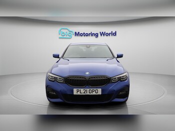 Used BMW 3 Series 2021 for sale - 76381120: Photo