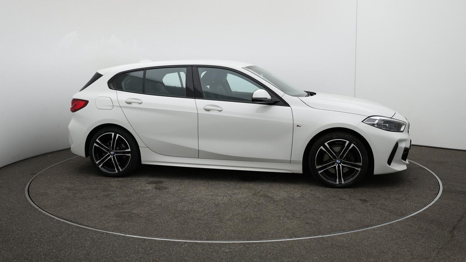 Used BMW 1 Series 2022 for sale - 76167298: Photo 44