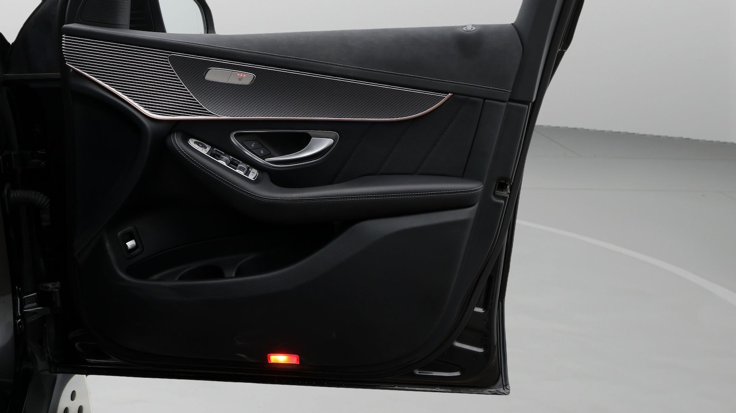 Used Mercedes-Benz EQC 2022 for sale - 77381157: Photo 15