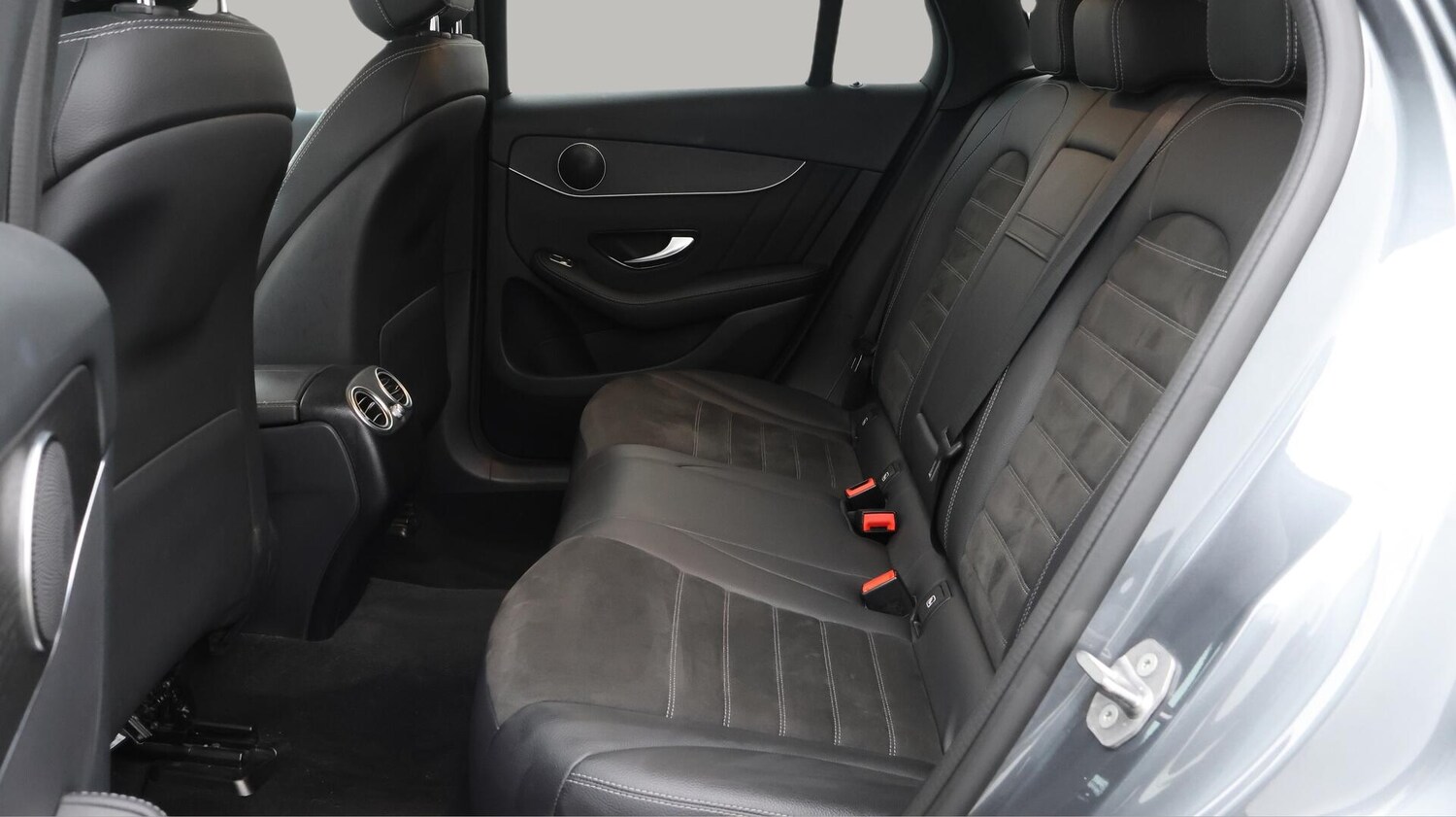 Used Mercedes-Benz GLC 2020 for sale - 76550380: Photo 17