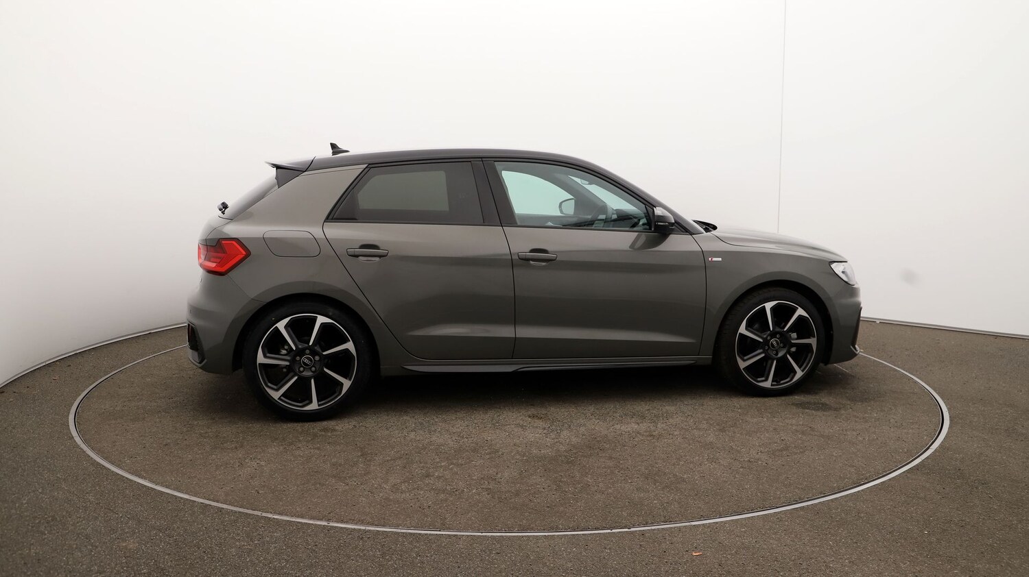 Used Audi A1 for sale - 76810090: Photo 43