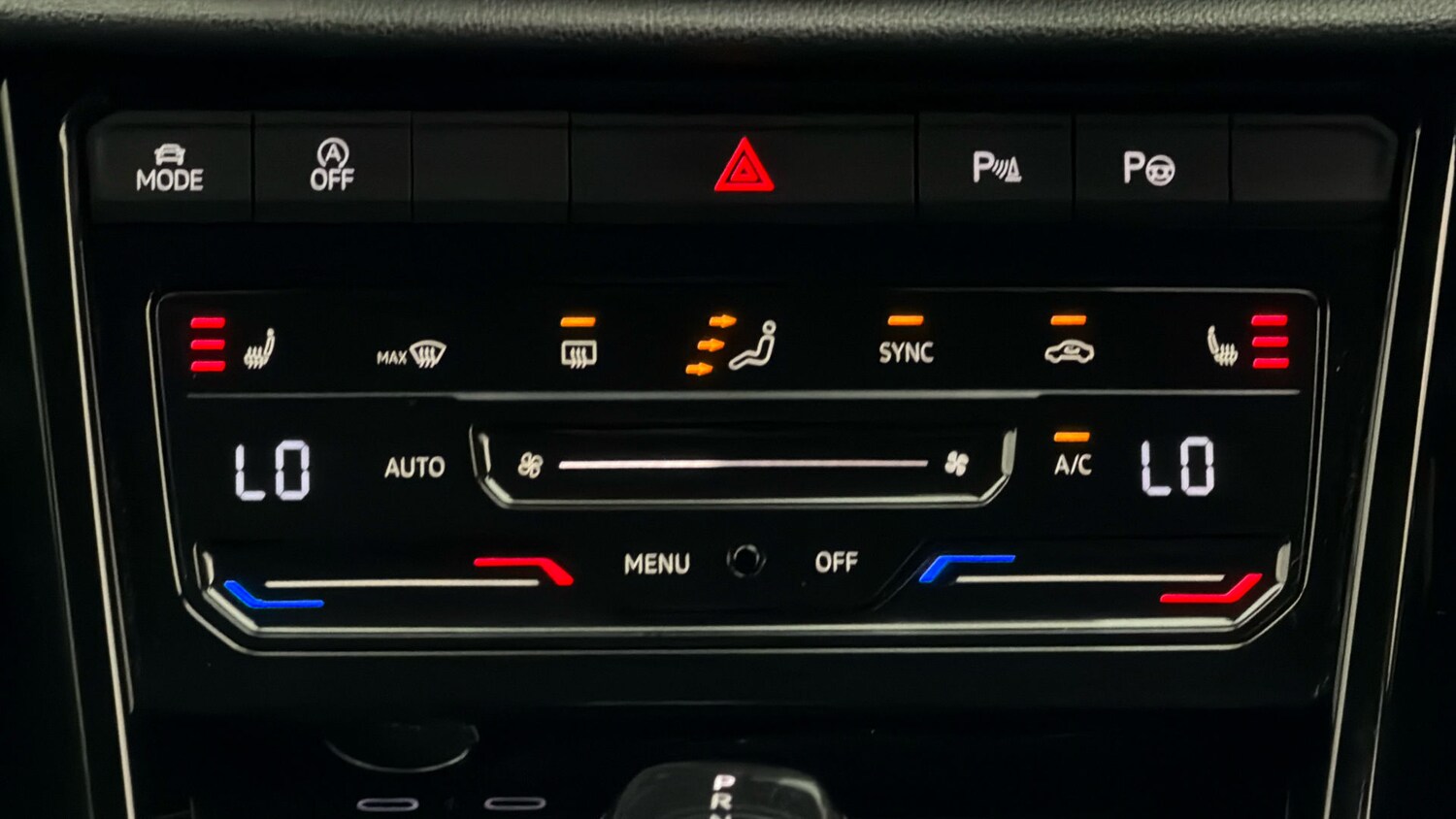 Used Volkswagen T-Roc 2022 for sale - 78163726: Photo 11