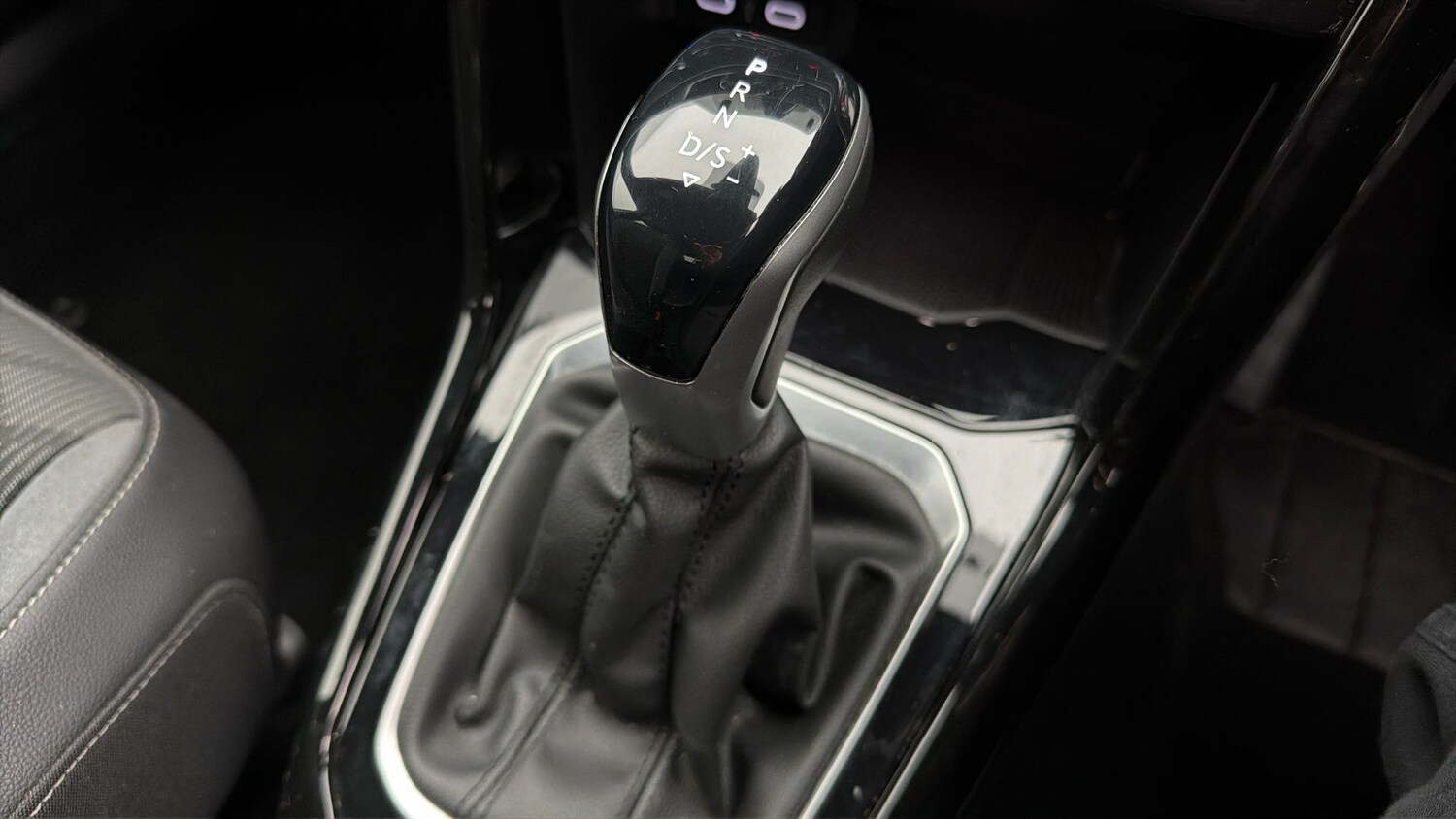 Used Volkswagen T-Roc 2022 for sale - 78163726: Photo 25