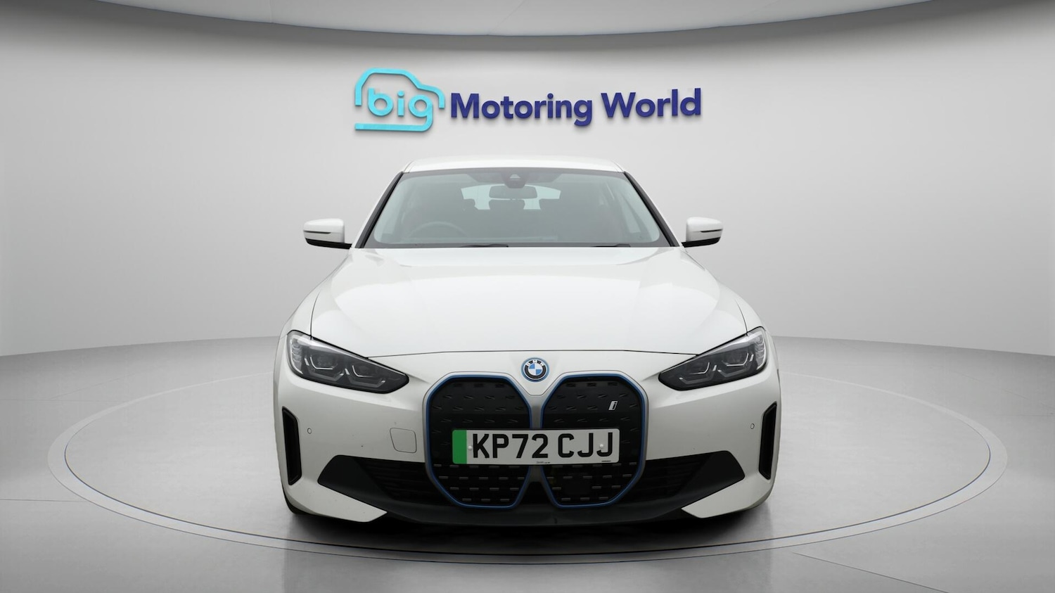 Used BMW i4 for sale - 76484411: Photo 2