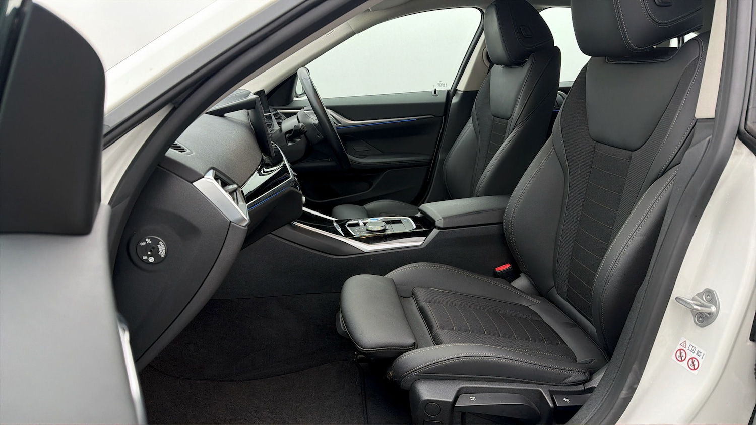 Used BMW i4 2023 for sale - 78067951: Photo 13