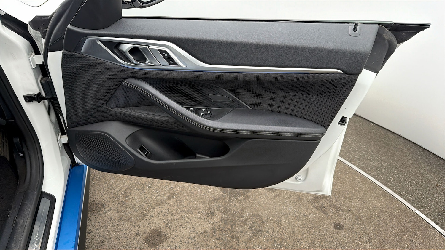 Used BMW i4 2023 for sale - 78067951: Photo 14