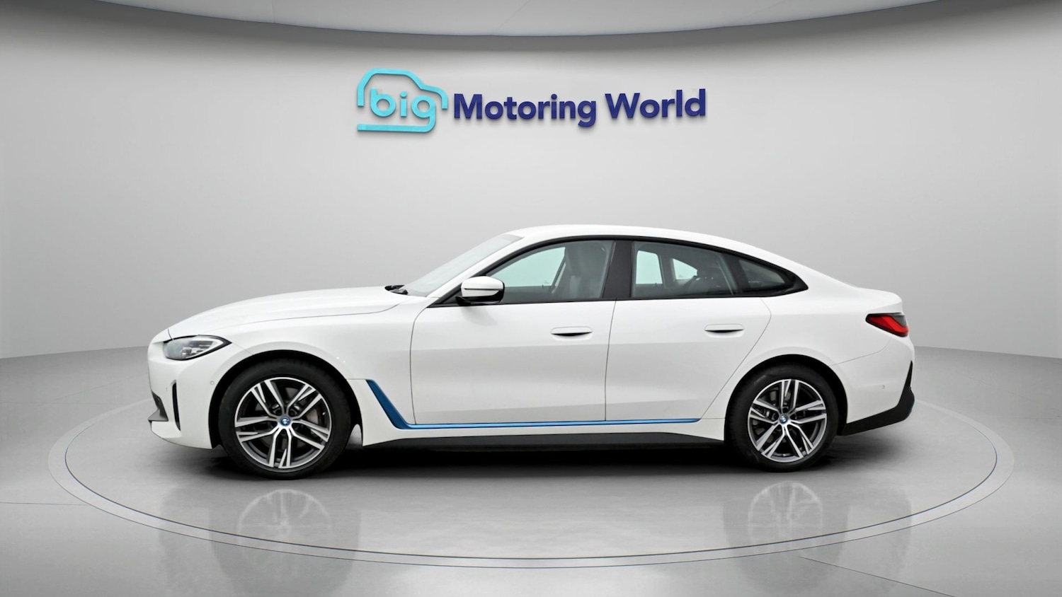 Used BMW i4 2023 for sale - 78067951: Photo 4