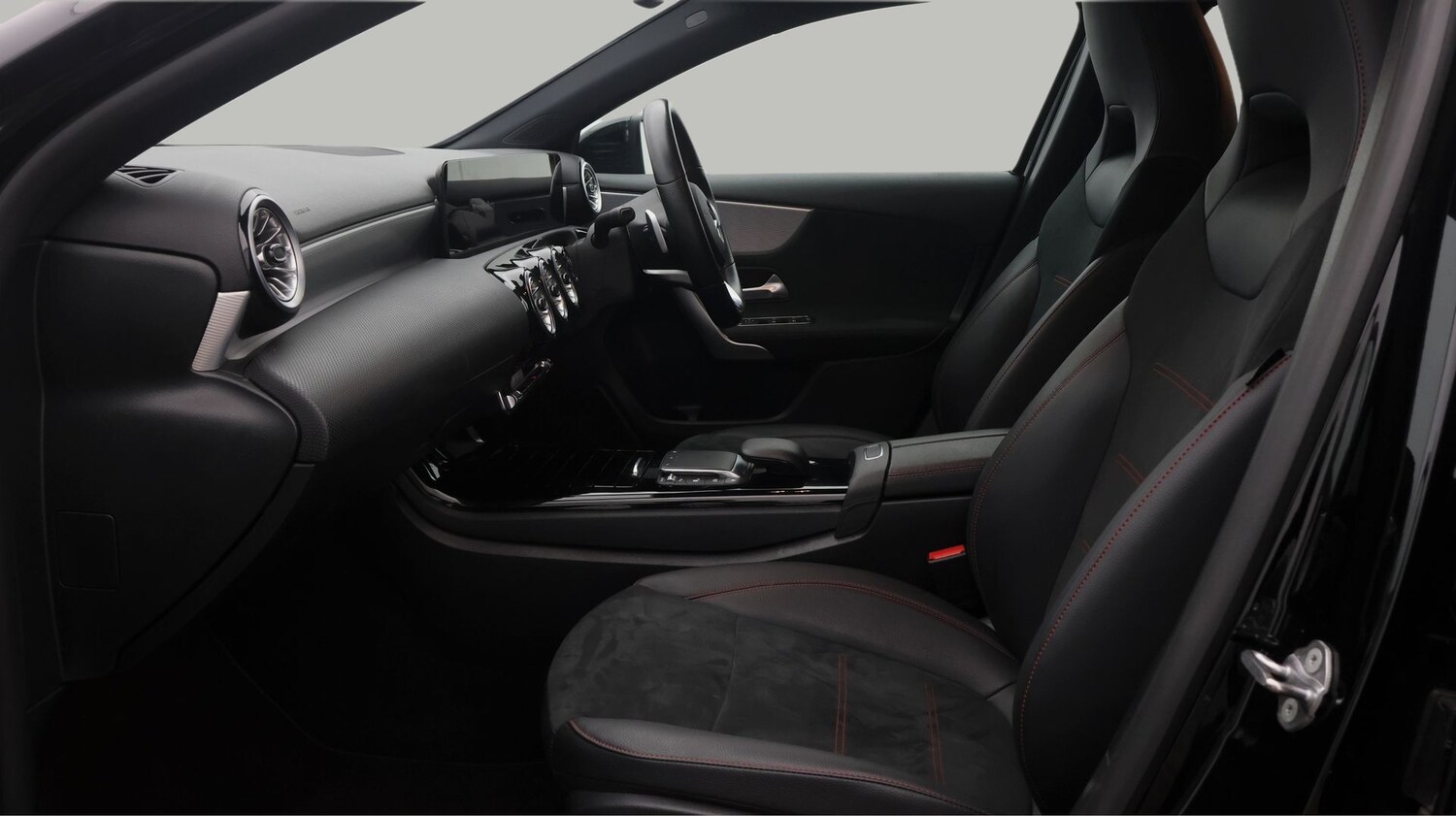 Used Mercedes-Benz A-Class 2022 for sale - 77247745: Photo 14