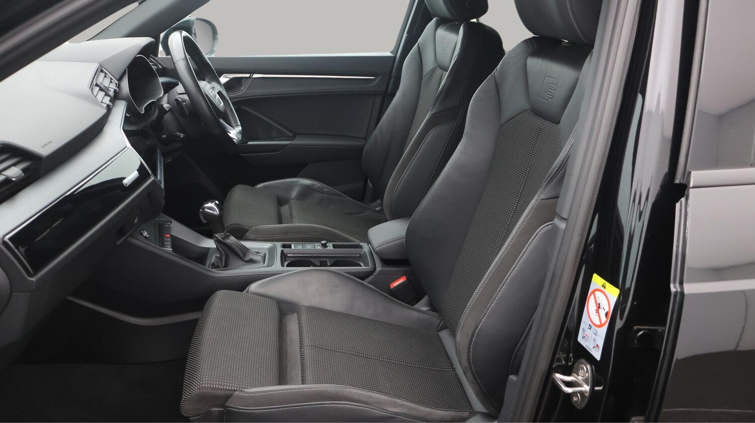 Used Audi Q3 2022 for sale - 76371054: Photo 15