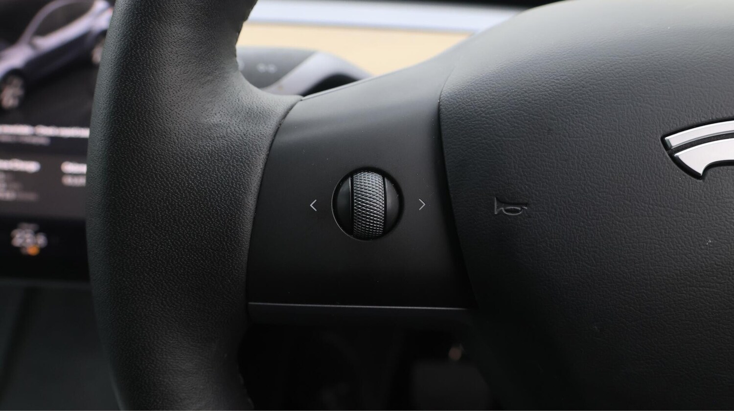 Used Tesla Model Y 2022 for sale - 76425610: Photo 23