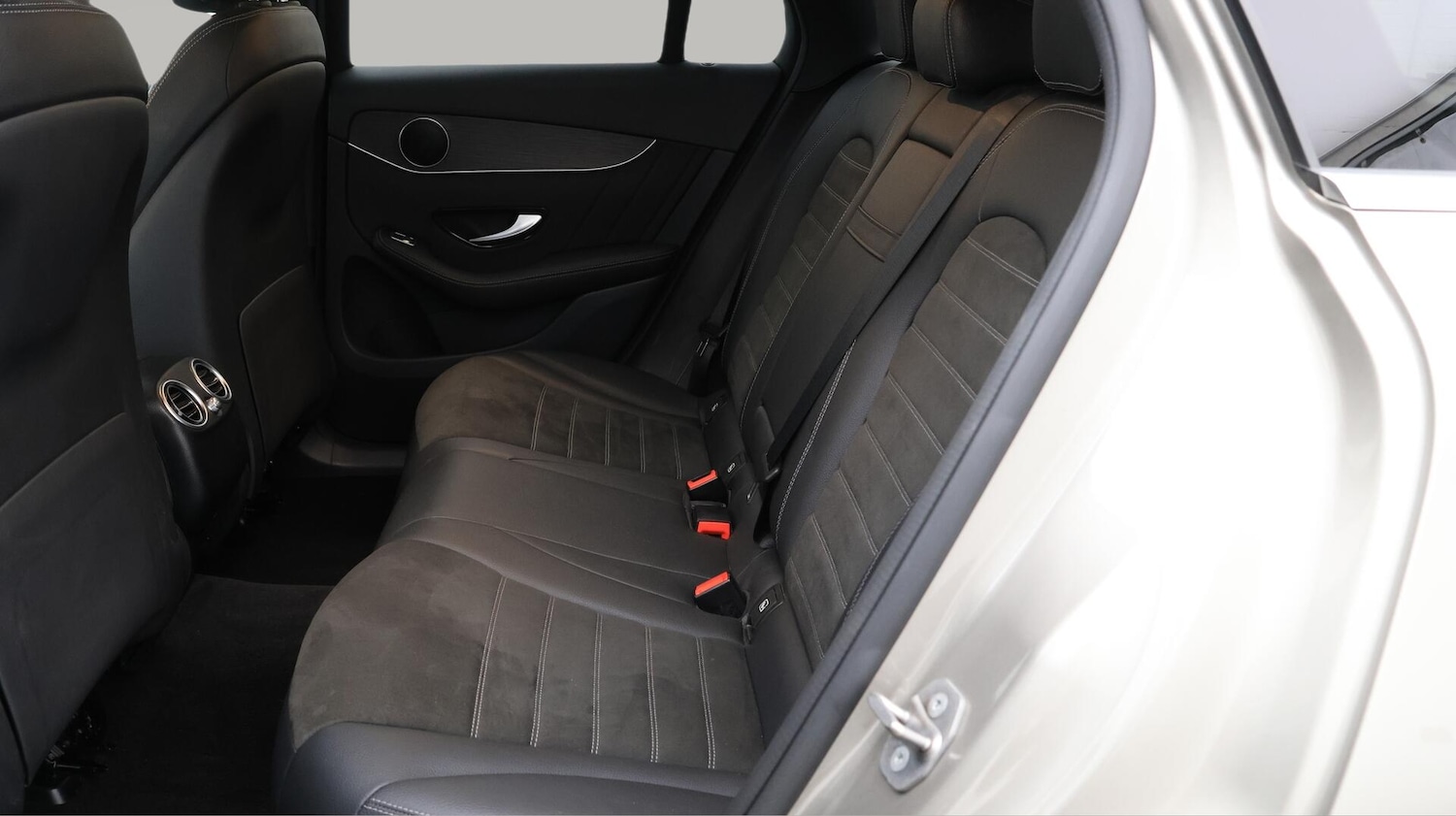 Used Mercedes-Benz GLC 2020 for sale - 76399298: Photo 17