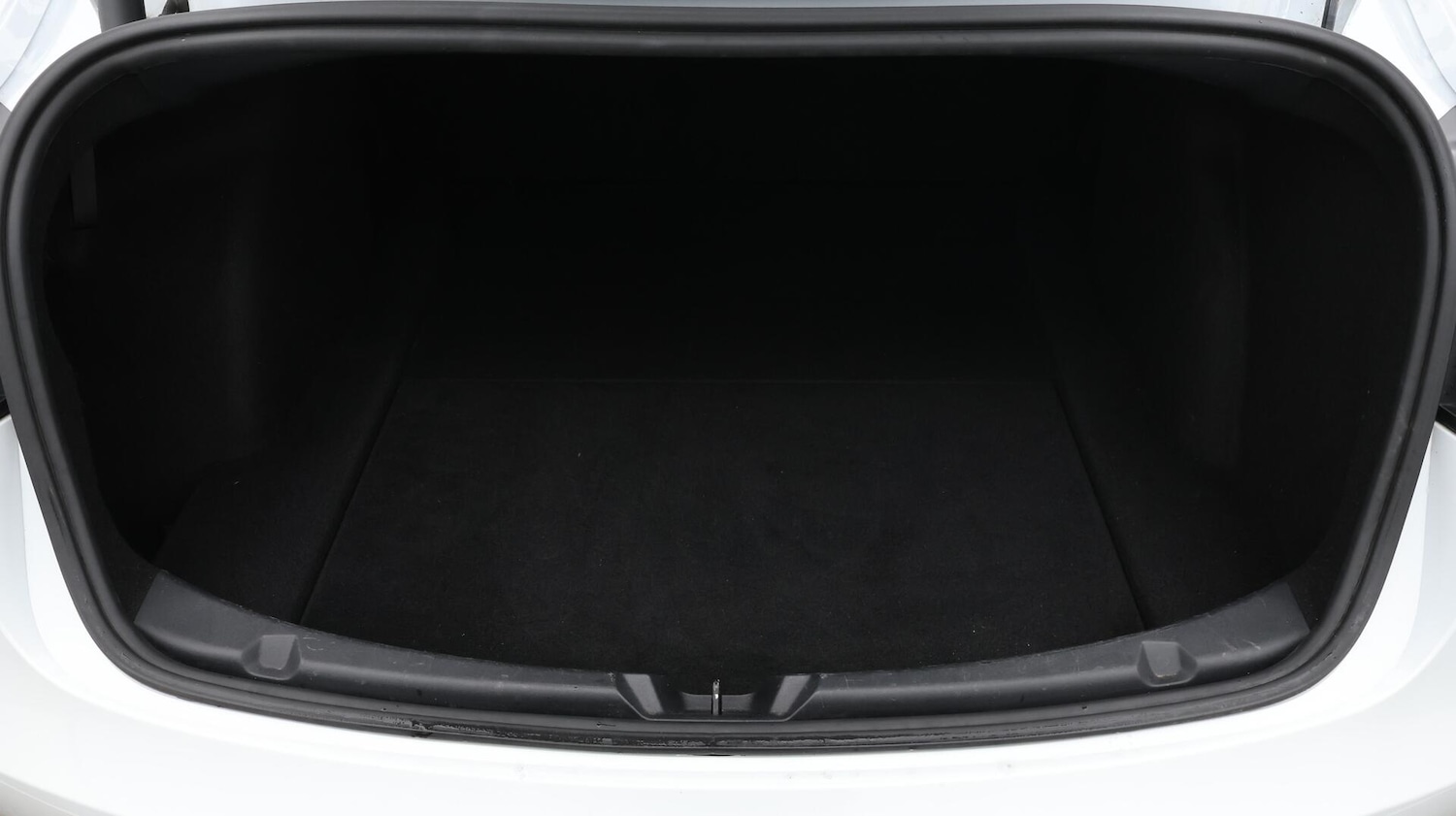 Used Tesla Model 3 2021 for sale - 76189995: Photo 18